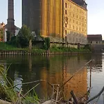 ベッド・アンド・ブレックファスト Zimmervermietung Zahn