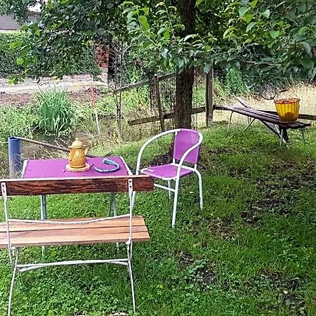 Zimmervermietung Zahn Couette-café *